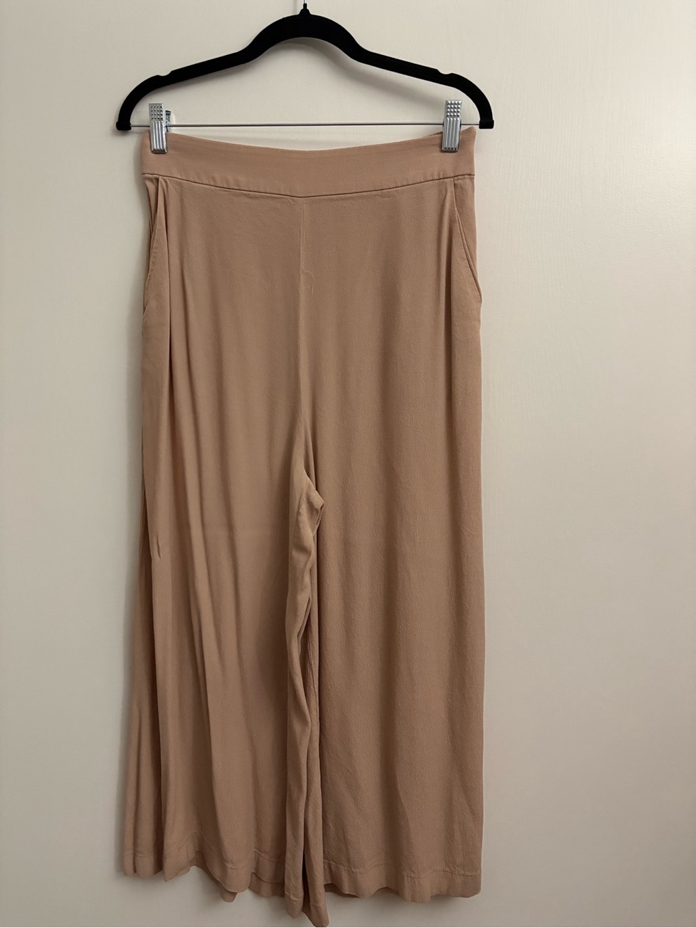 Leith Blush Pink Wide Leg Cropped Pants Medium Side Zip Elastic Back Rayon